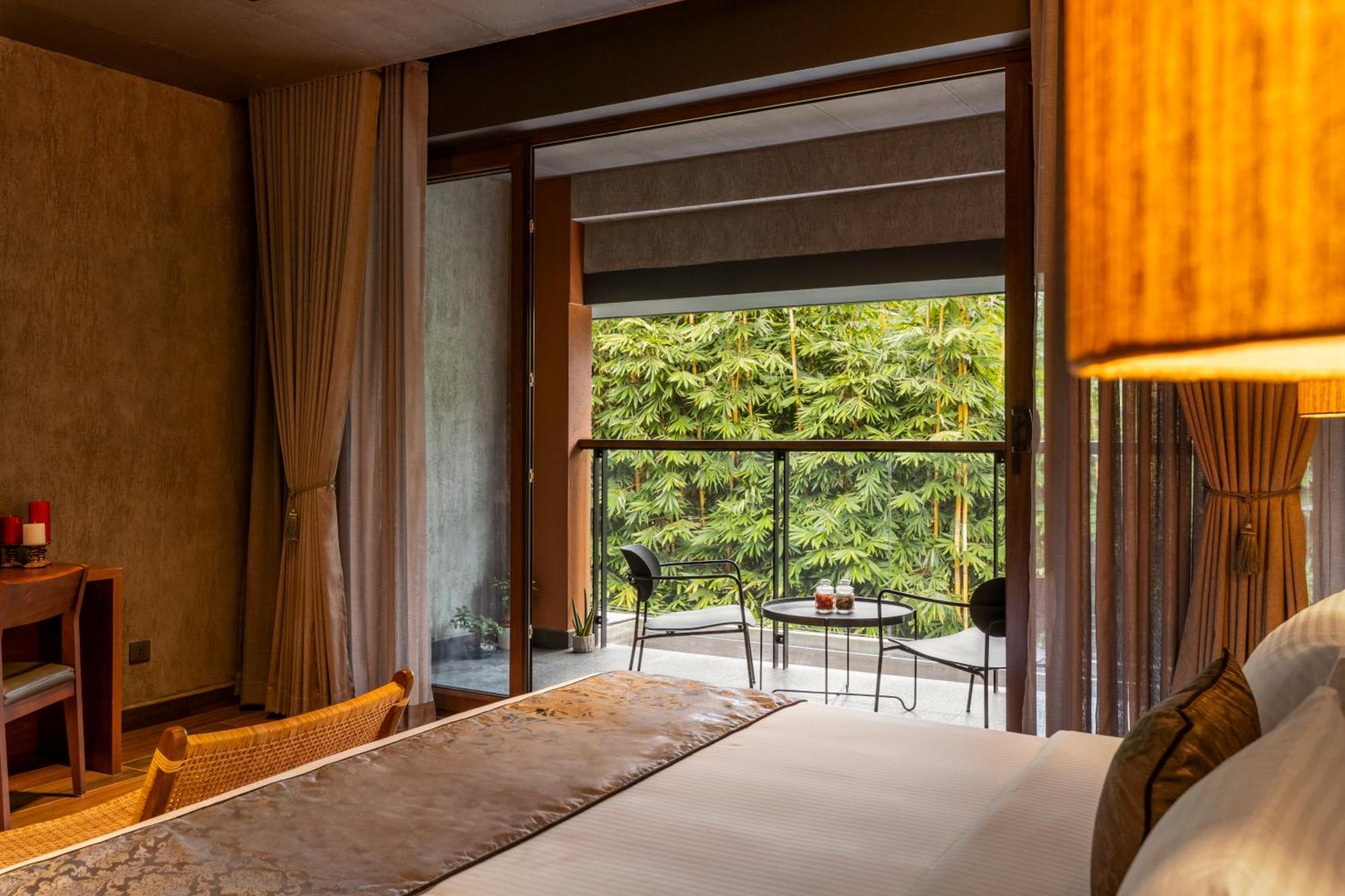 Sterling Athirappilly Hotel Kallana Exterior foto