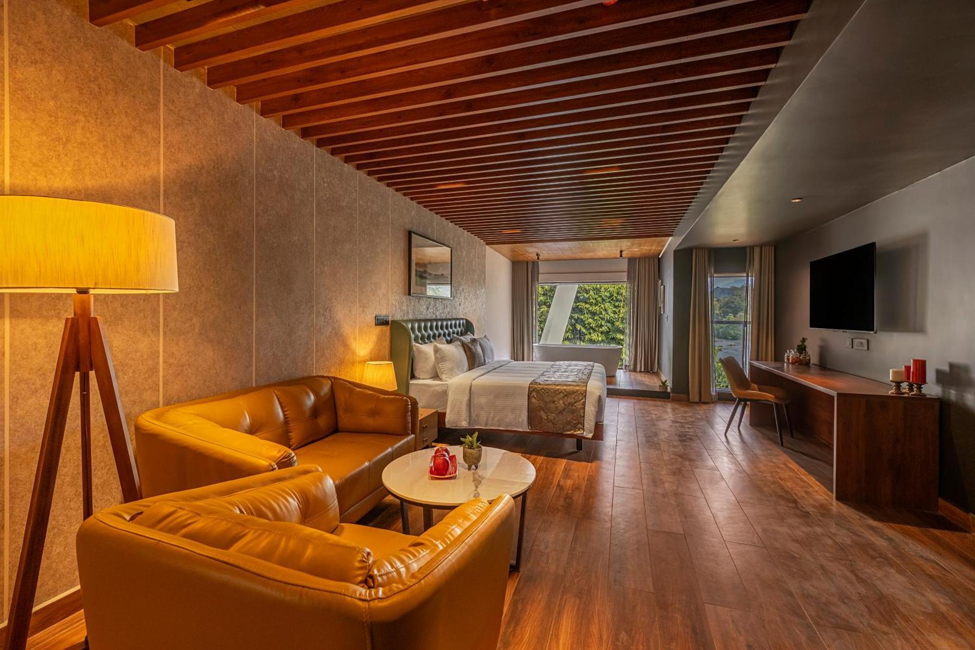 Sterling Athirappilly Hotel Kallana Exterior foto