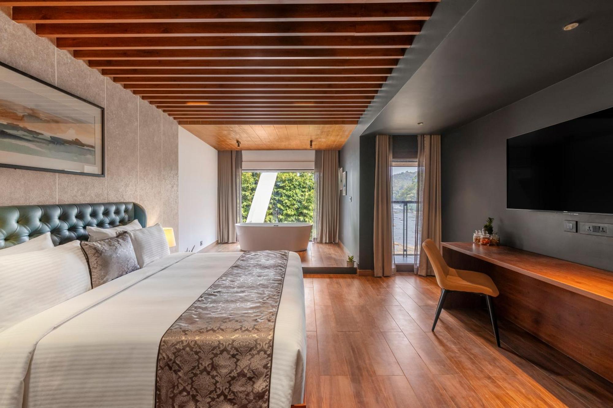 Sterling Athirappilly Hotel Kallana Exterior foto